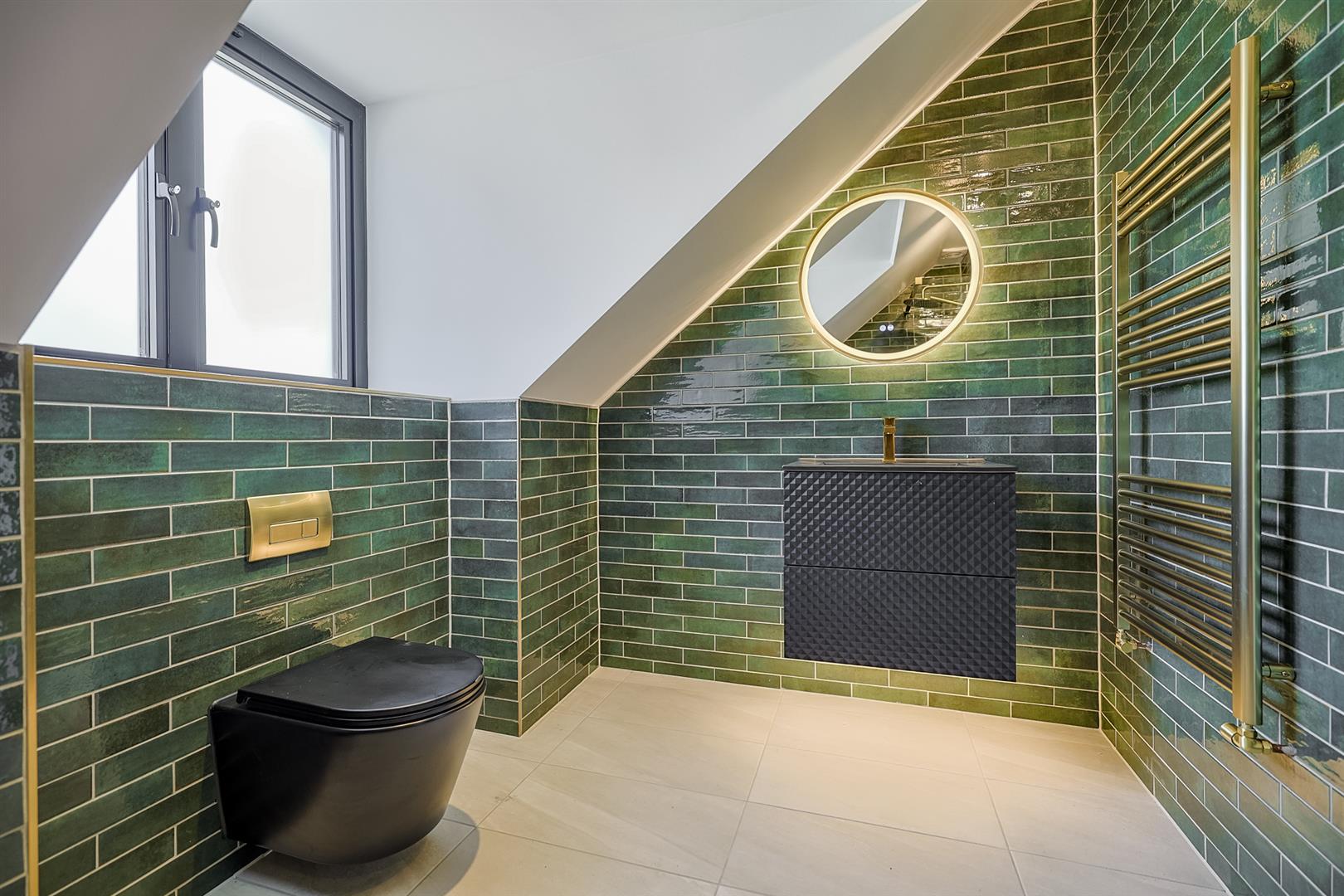 Heddfan, Croesyceiliog, Carmarthen, SA32 8DS